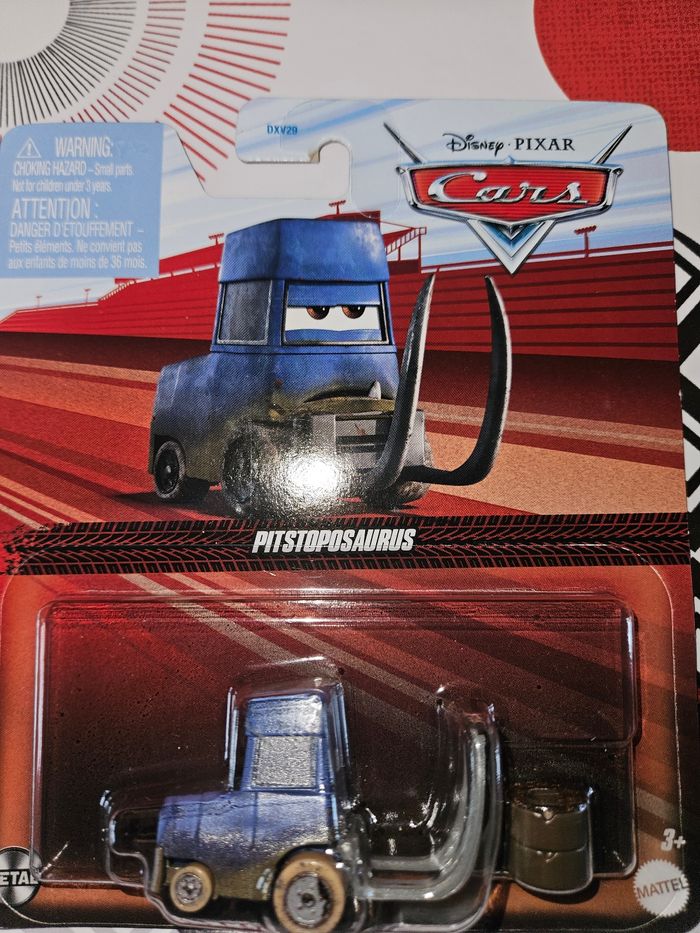 Voiture cars Mattel Disney Pixar neuve