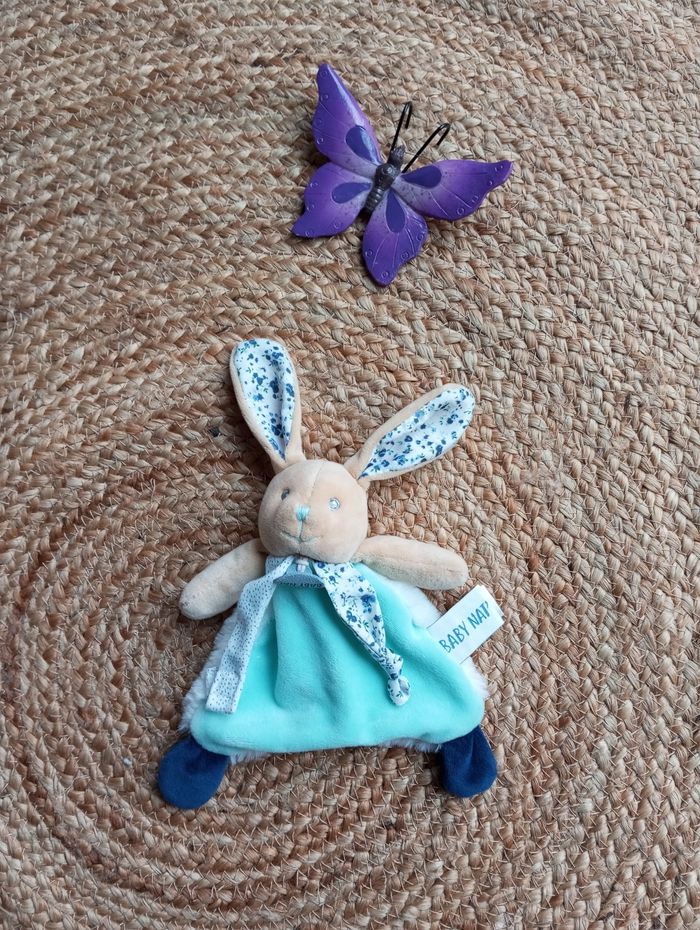 Doudou lapin neuf