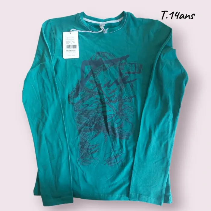T-shirt manches longues T.14 ans Neuf avec étiquette - photo numéro 2