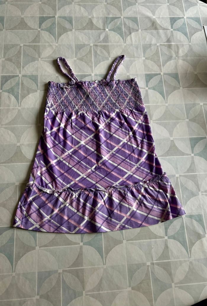 T shirt fille - 9 ans - C&A - en très bon état