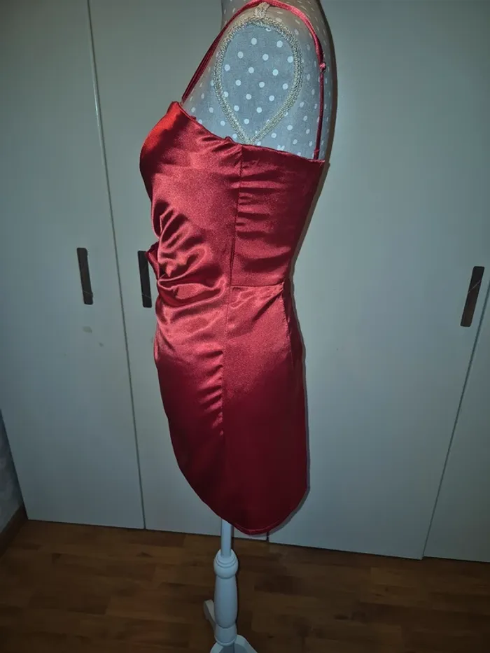 Robe de soirée - photo numéro 3