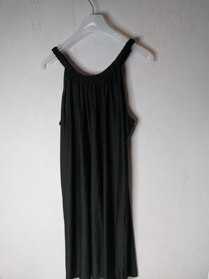 Robe noire - photo numéro 2