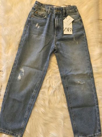 Neuf (non porté)🏷😍⚘️superbe   jeans  MOM fit  10 ans fille ⚘️💥