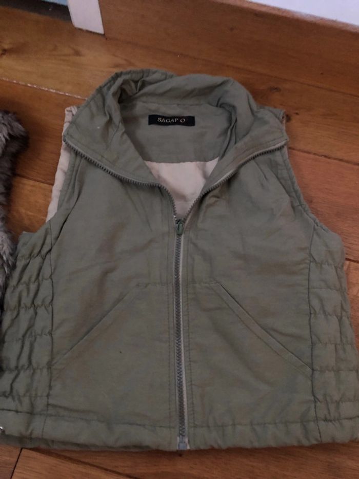 Lot 2 vestes sans manches 10 ans fille - photo numéro 2