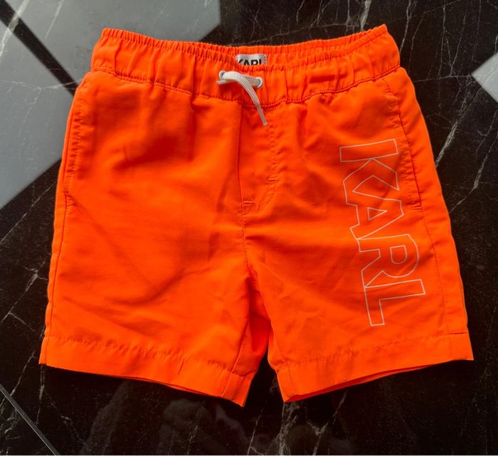 Surfer Karl Lagarfeld fluo 4 ans