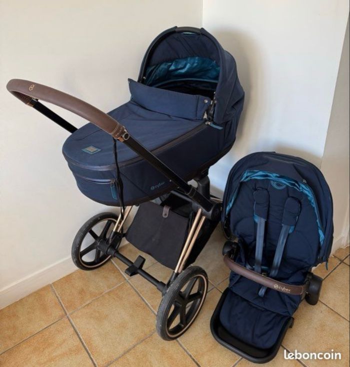 Poussette Priam Cybex (châssis + assise + nacelle + habillage pluie) - photo numéro 2