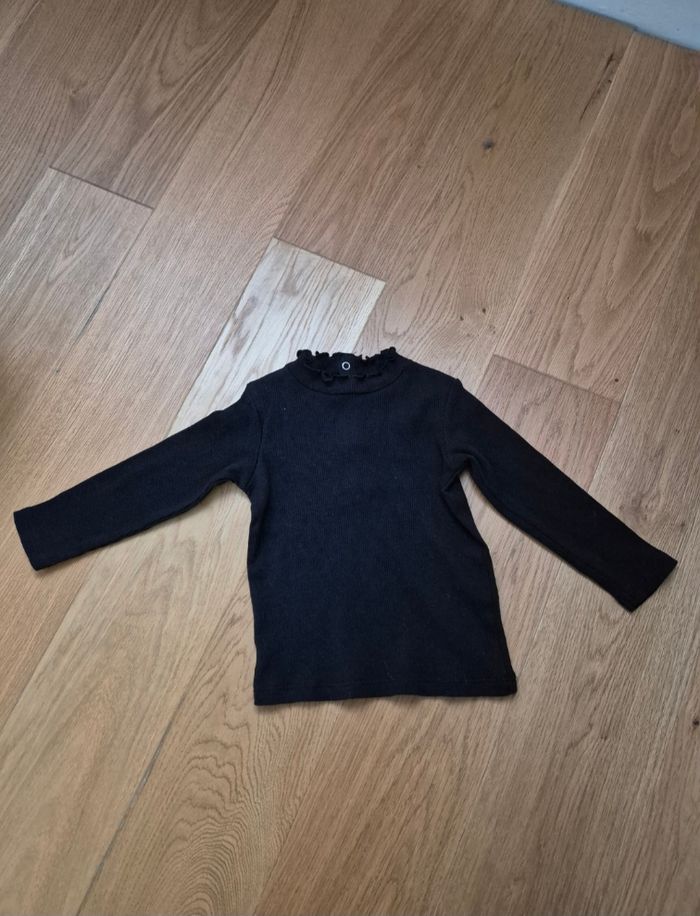Lot vêtements fille 12 mois - photo numéro 2