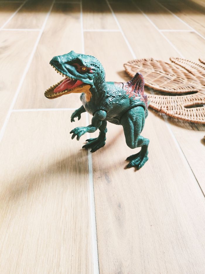 🦖 Dinosaure Concavenator articulée Jurassic World/Jurassic park  Mattel
