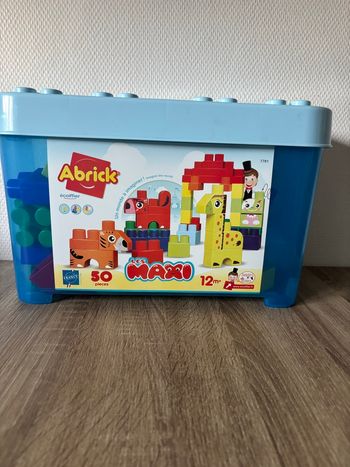 Bloc construction abrick