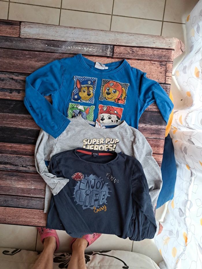 Lot tee-shirts manches longues 8 ans  #isacorbas8ans