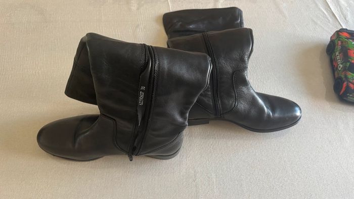 🖤 Bottes en cuir noir Megis 🖤 - photo numéro 2