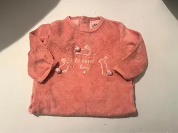 Très beau pyjama 1 pièces à longue manche bébé fille