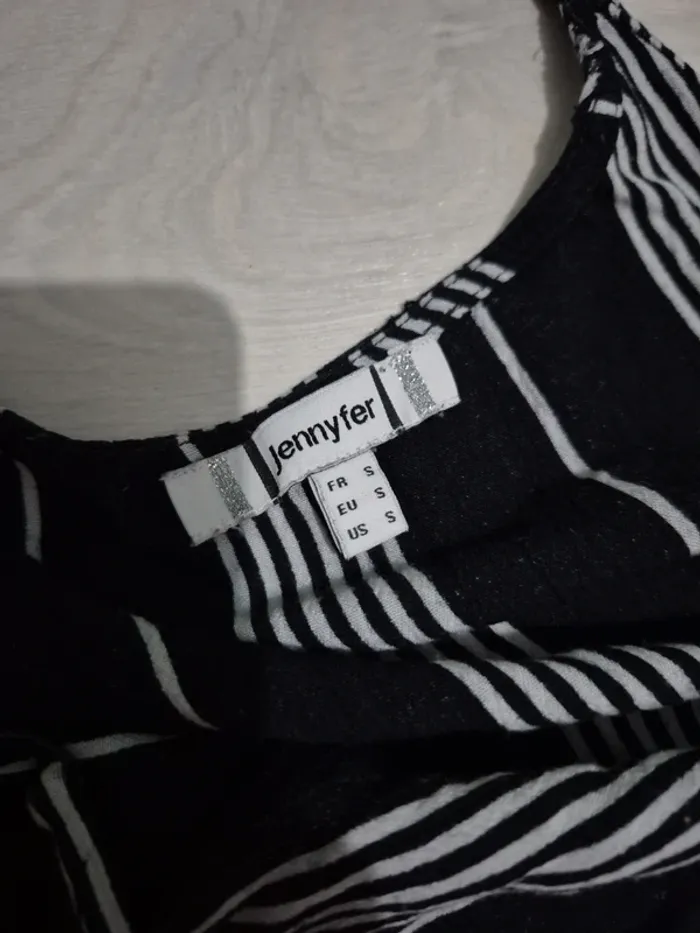 Combishort noir rayé - photo numéro 4