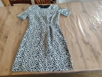 Robe H&M noire T.38