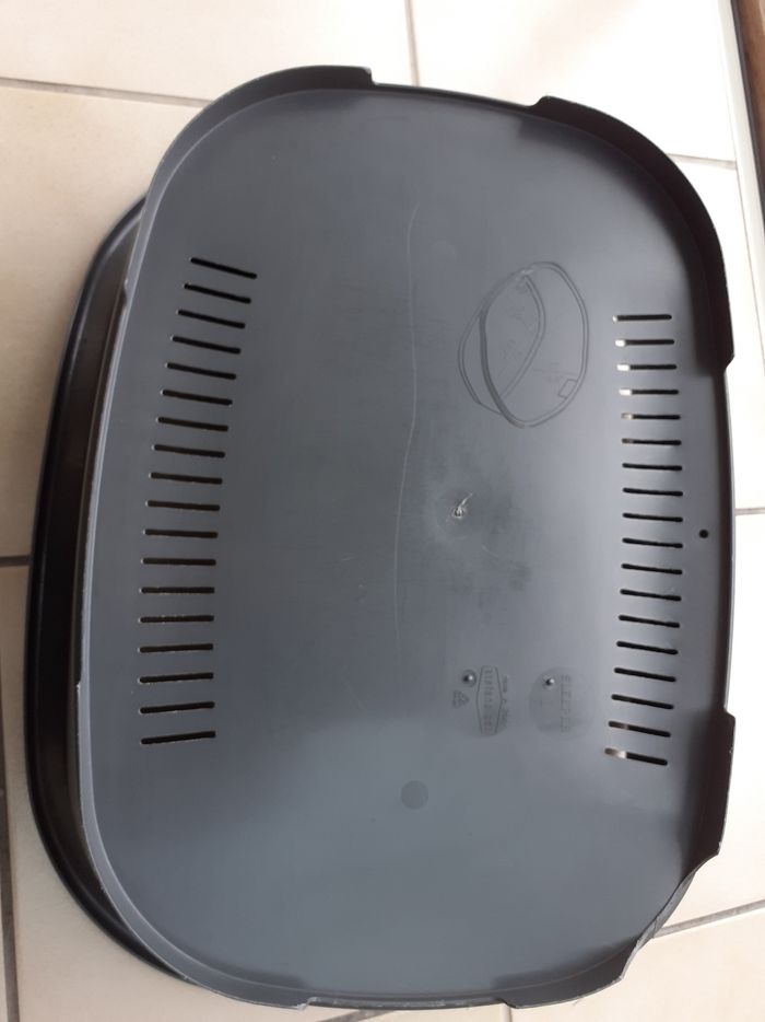 Panier en plastique pour chat ou petit chien - photo numéro 3