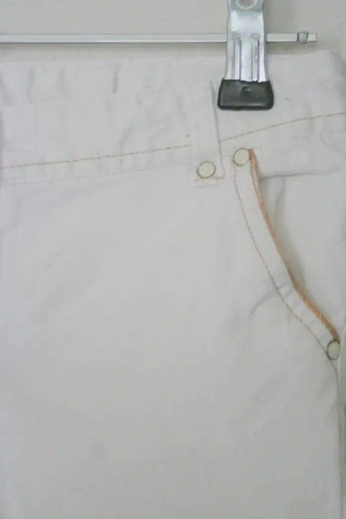 Jeans pantacourt blanc cassé Kiabi, taille 8 ans - photo numéro 2