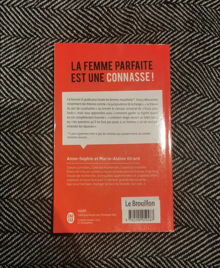 Livre la femme parfaite est une connasse ! Neuf - photo numéro 2