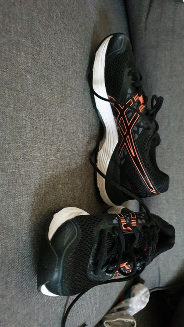 Basket asics pulse 9 quasi neuf - photo numéro 3
