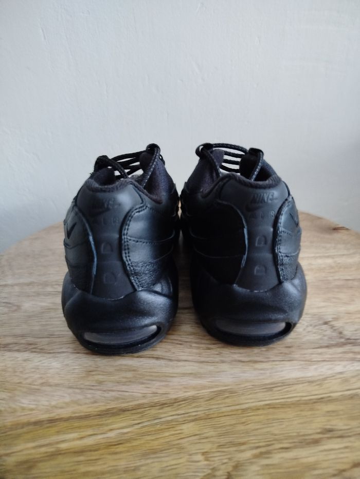 Baskets T 36,5 - photo numéro 7