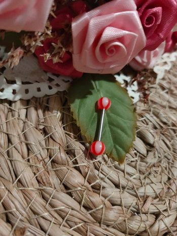 🍂Piercing langue orange et blanc🍂