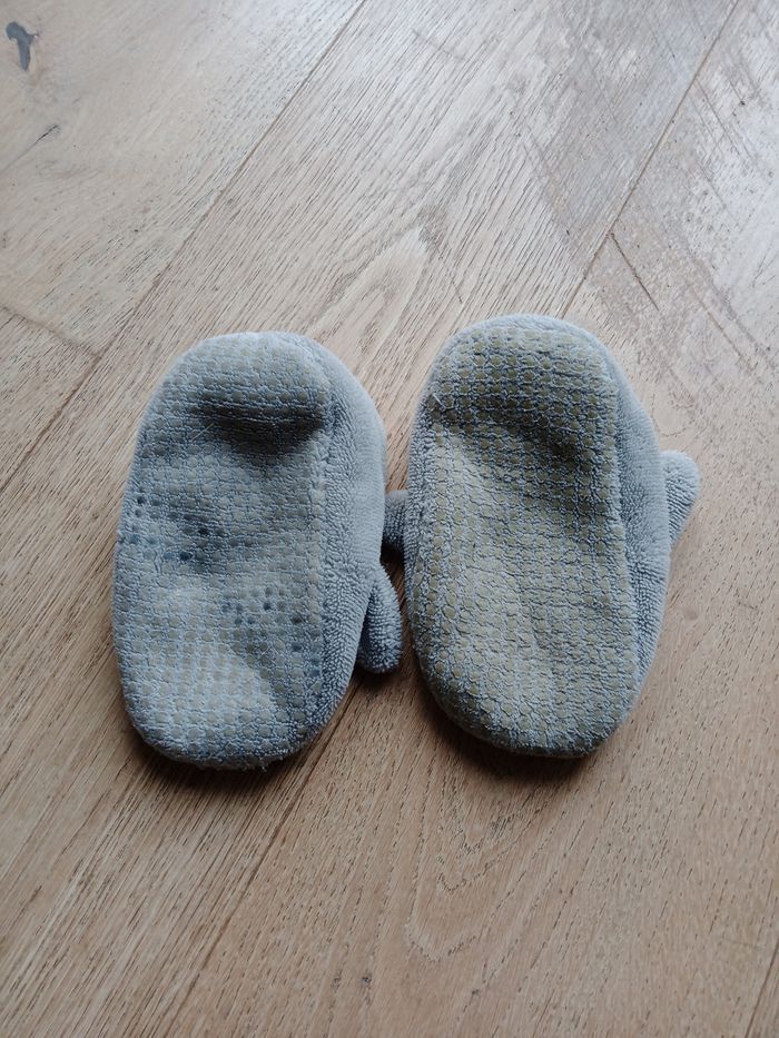 Chaussons enfant motif souris - Taille 28/29 - photo numéro 3
