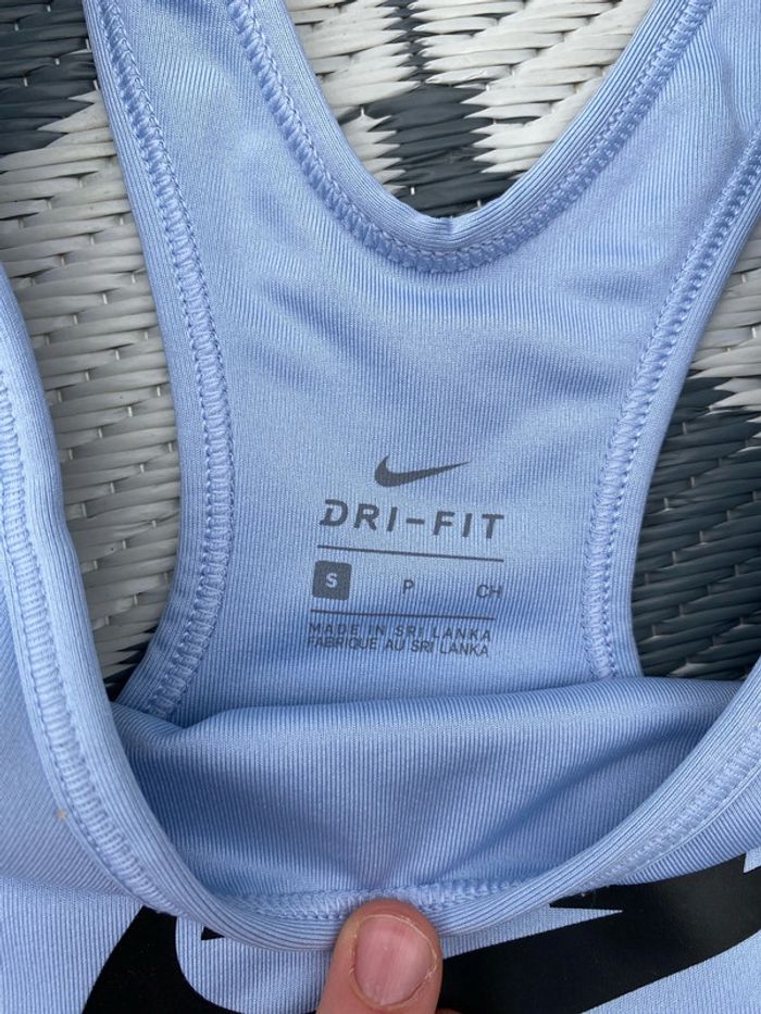 Brassière nike S - photo numéro 2