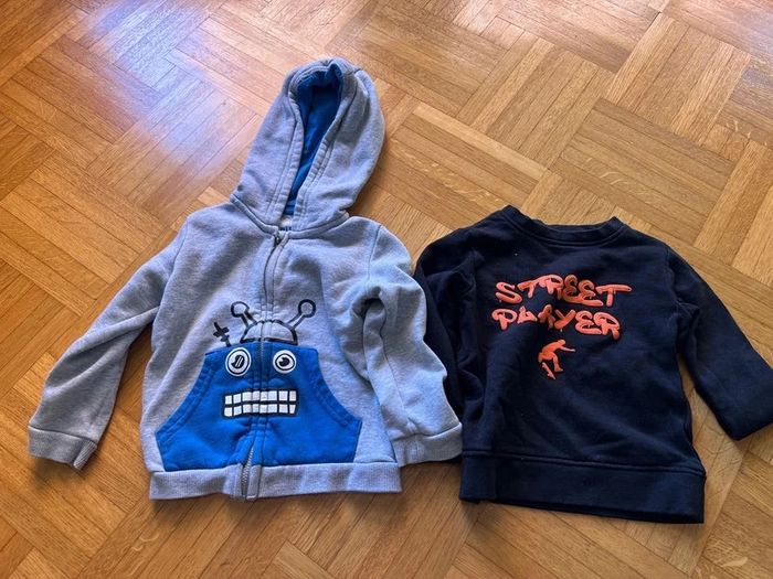 Lot 2 sweat 3ans