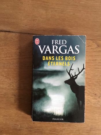 Livre « dans les bois éternels »