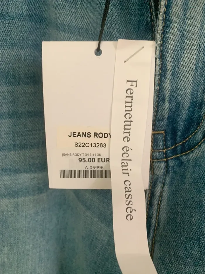 Suncoo jeans T38 - photo numéro 2