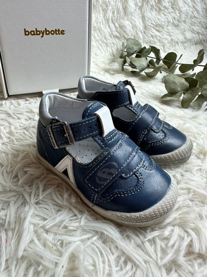 Paire de chaussures bleu Babybotte taille 19 - photo numéro 3