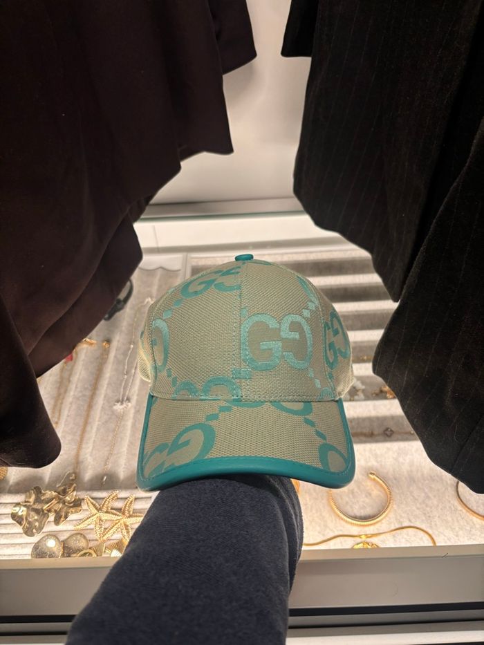 Casquette couleur vert