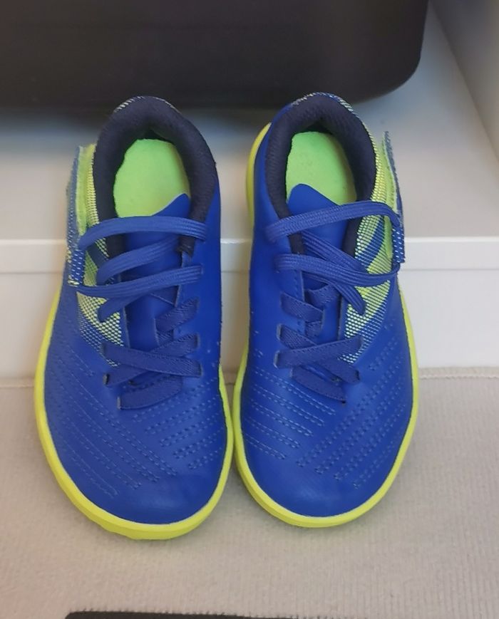 Chaussures de foot, crampons - photo numéro 2