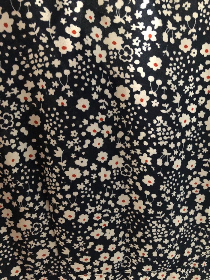 Robe à fleur. - photo numéro 5