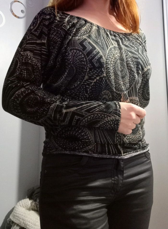 Petit pull "fêtes" - photo numéro 5