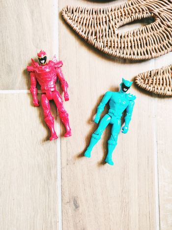 🙅 Power rangers dino charge - Lot 2 figurines des rangers rouge T-rex et Aqua