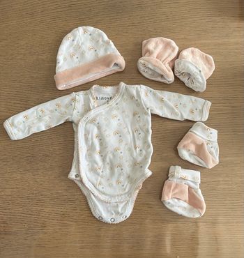Ensemble bébé  1 mois