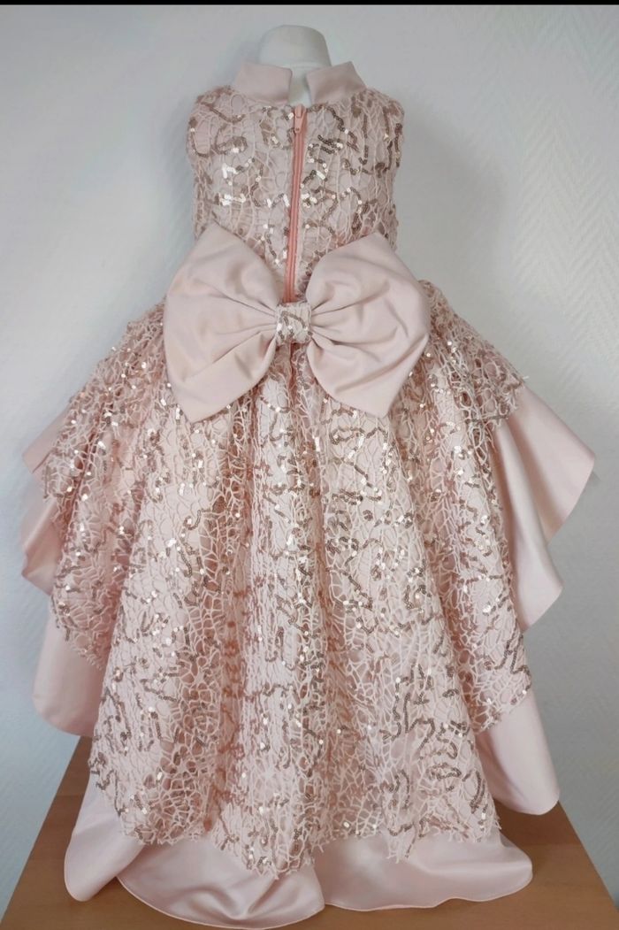 Magnifique robe de cocktail fille - photo numéro 2