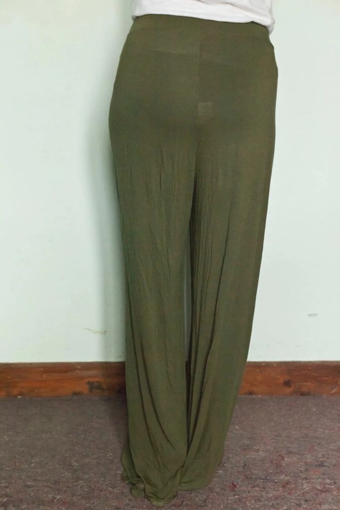 Pantalon fluide et large vert olive - Boohoo - photo numéro 3