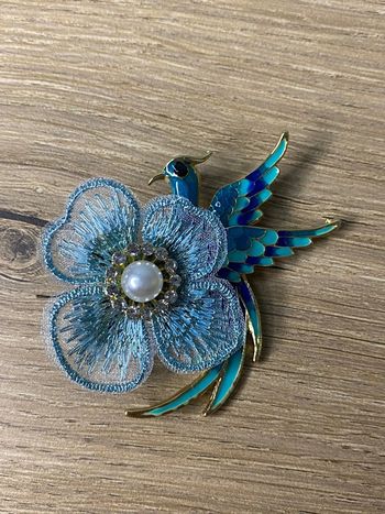 Broche Oiseaux fleur tissus