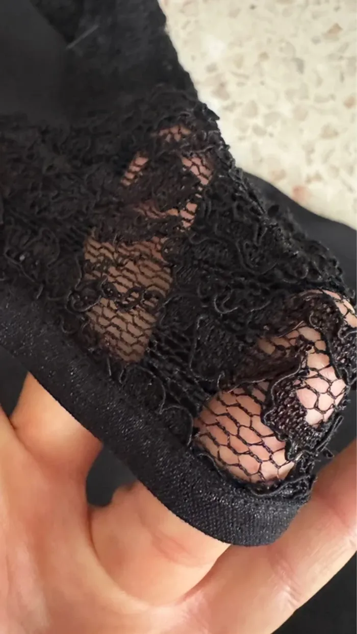 Robe noire dentelle originale 38 - photo numéro 4