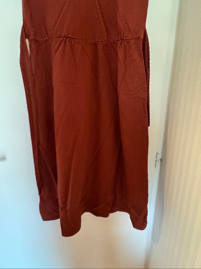 Robe crêpe couleur rouille / marron - photo numéro 3