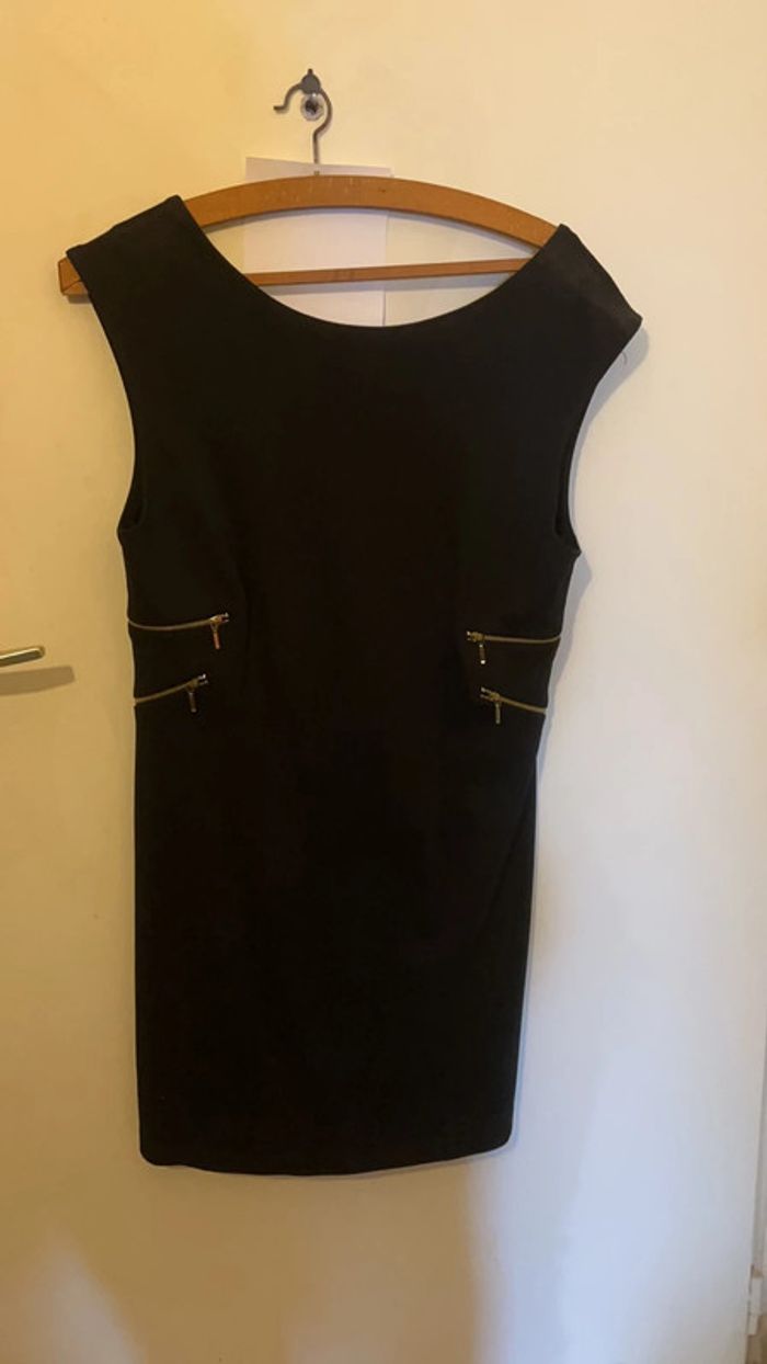 Petite robe noire fermeture manoukian l