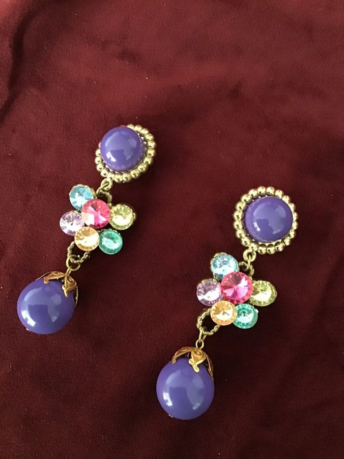 Beaux clips vintage couture. Années 80 - photo numéro 2