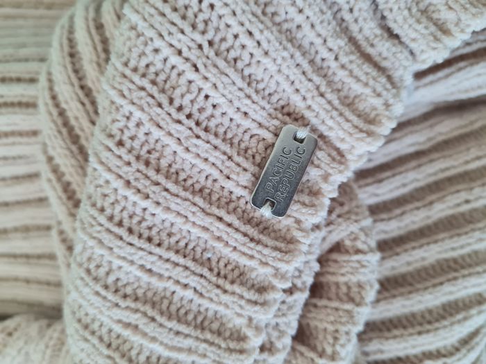 Pull Taille S - photo numéro 6