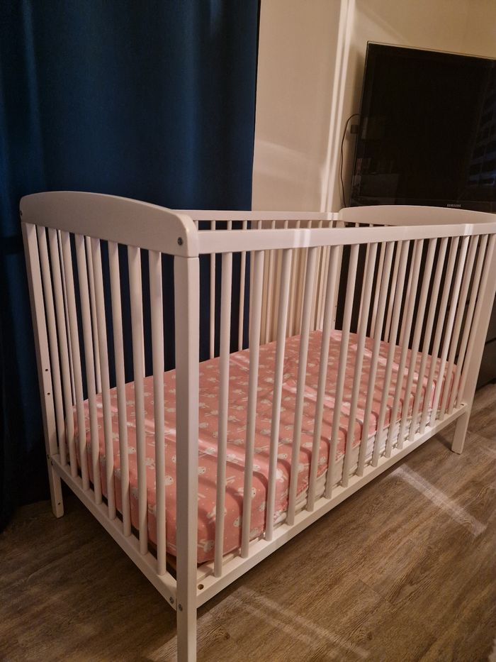 Lit à barreaux verbaudet