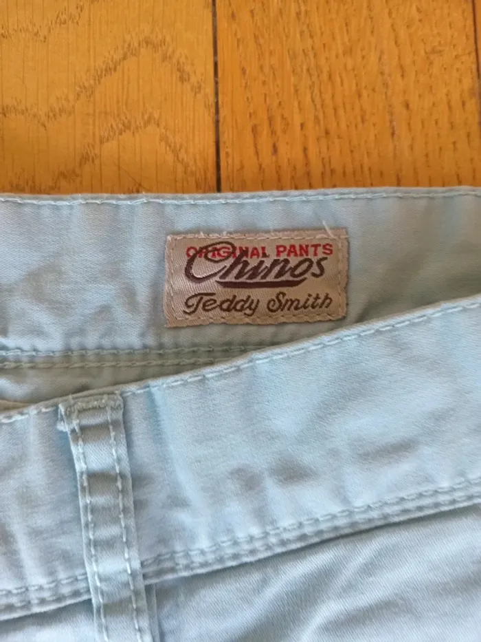 Short chino homme en coton Teddy Smith comme neuf - taille 27 (36-38) - photo numéro 5