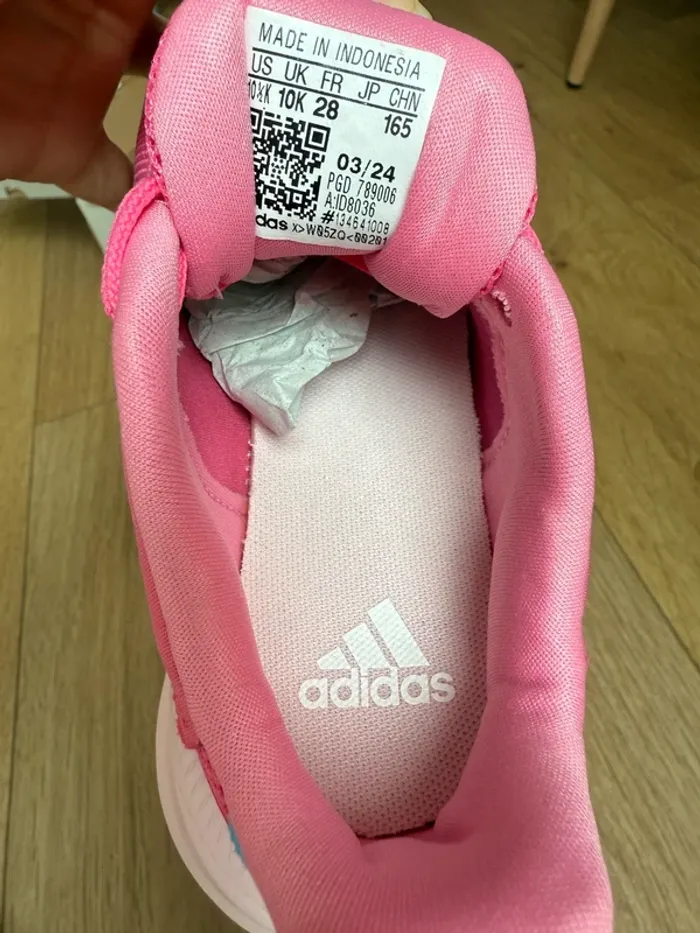 Chaussures basket Adidas rose en 28 NEUVES - photo numéro 3