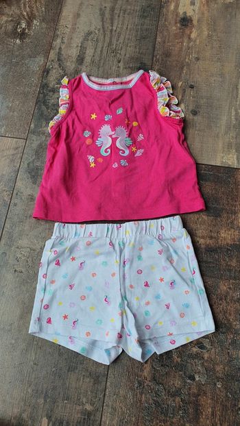 Ensemble  Sergent major 6 mois 68 cm en très bon état 👌