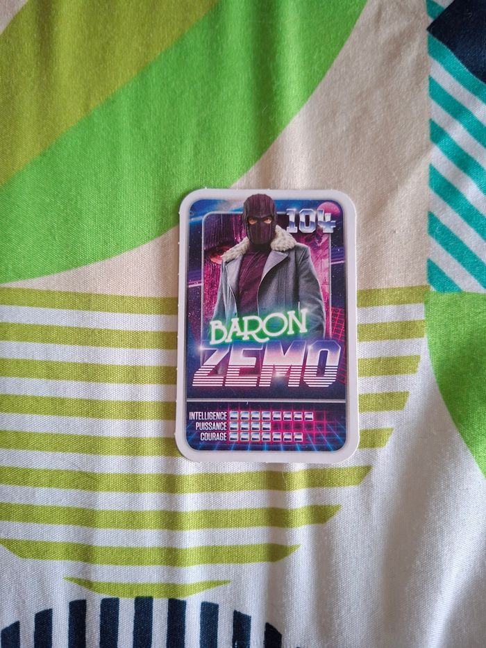 Carte Marvel révèle ton pouvoir 104