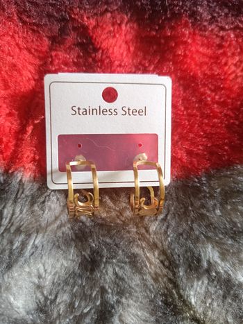 Boucle d'oreille